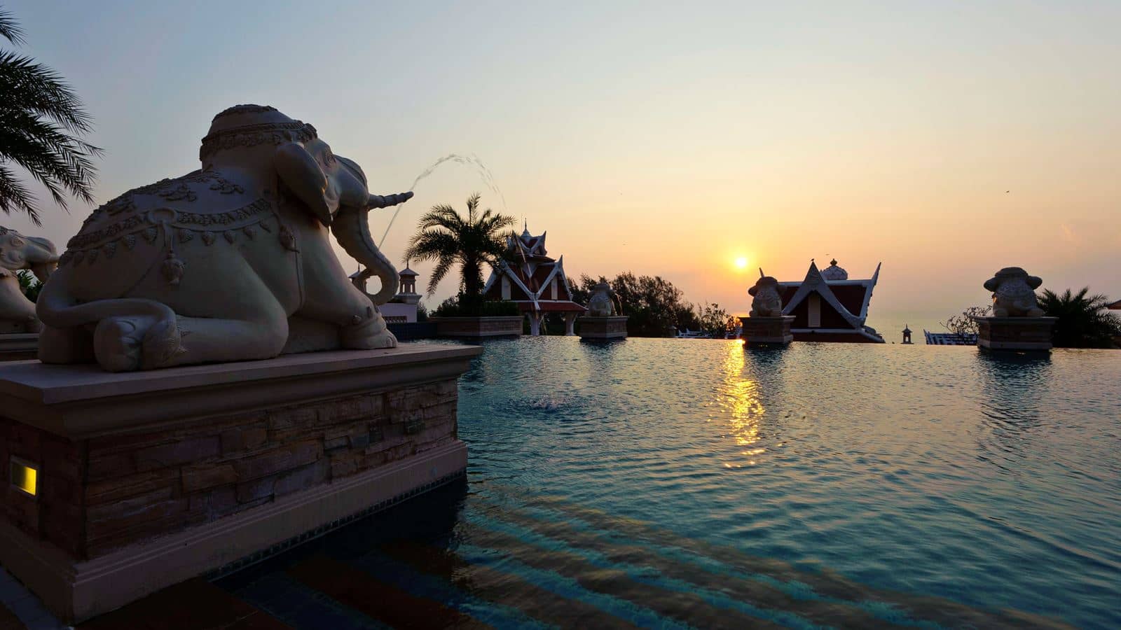 pools-outdoor-pool