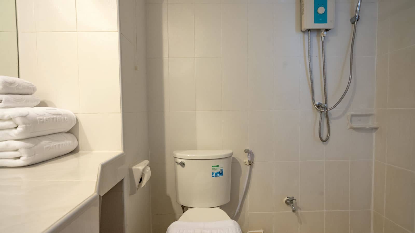 rooms-superior-room