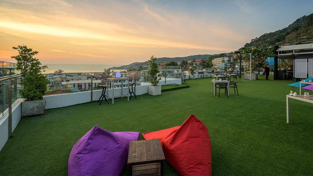 restaurants-the-zenith-sky-lounge