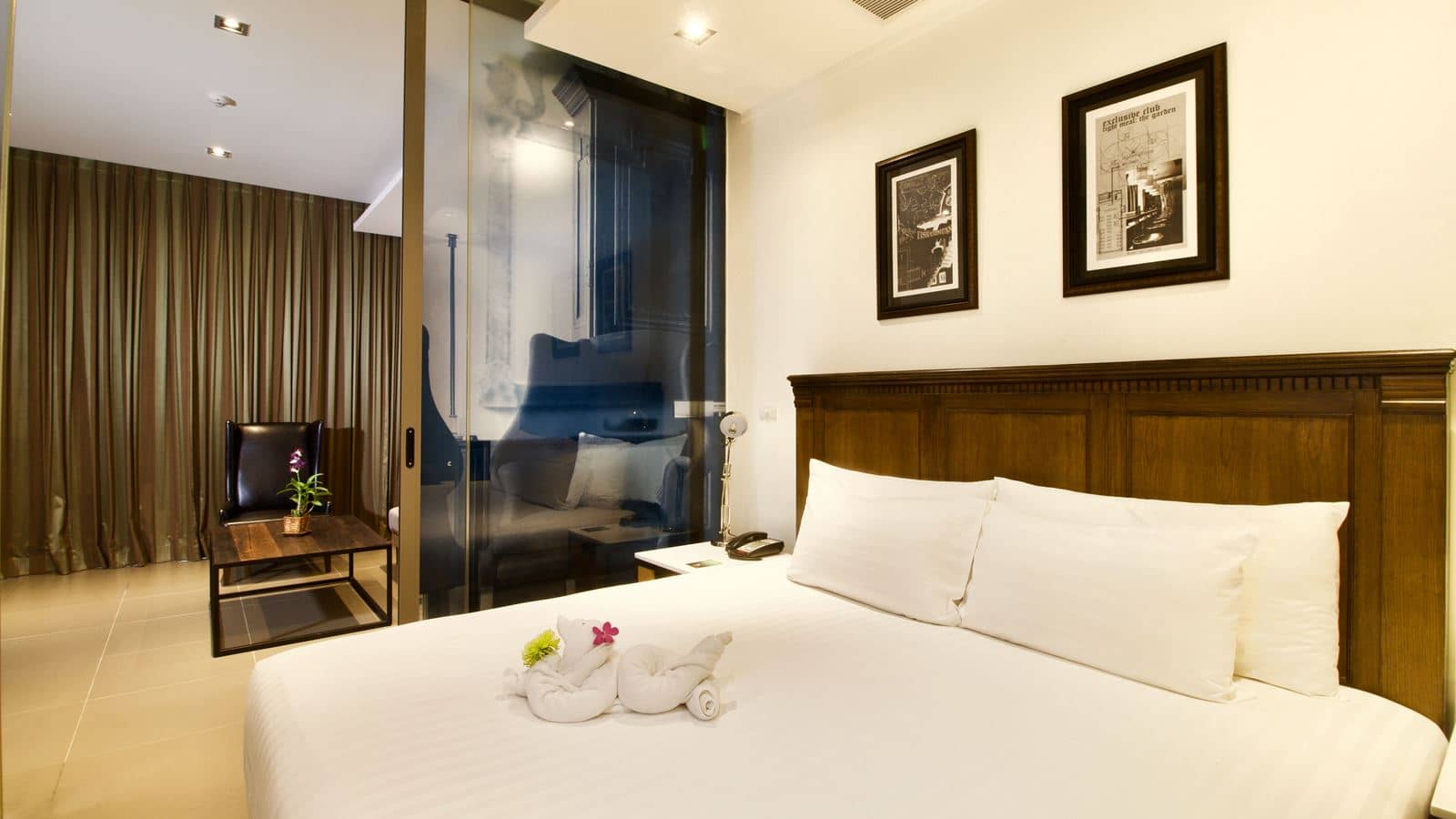 rooms-club-suite