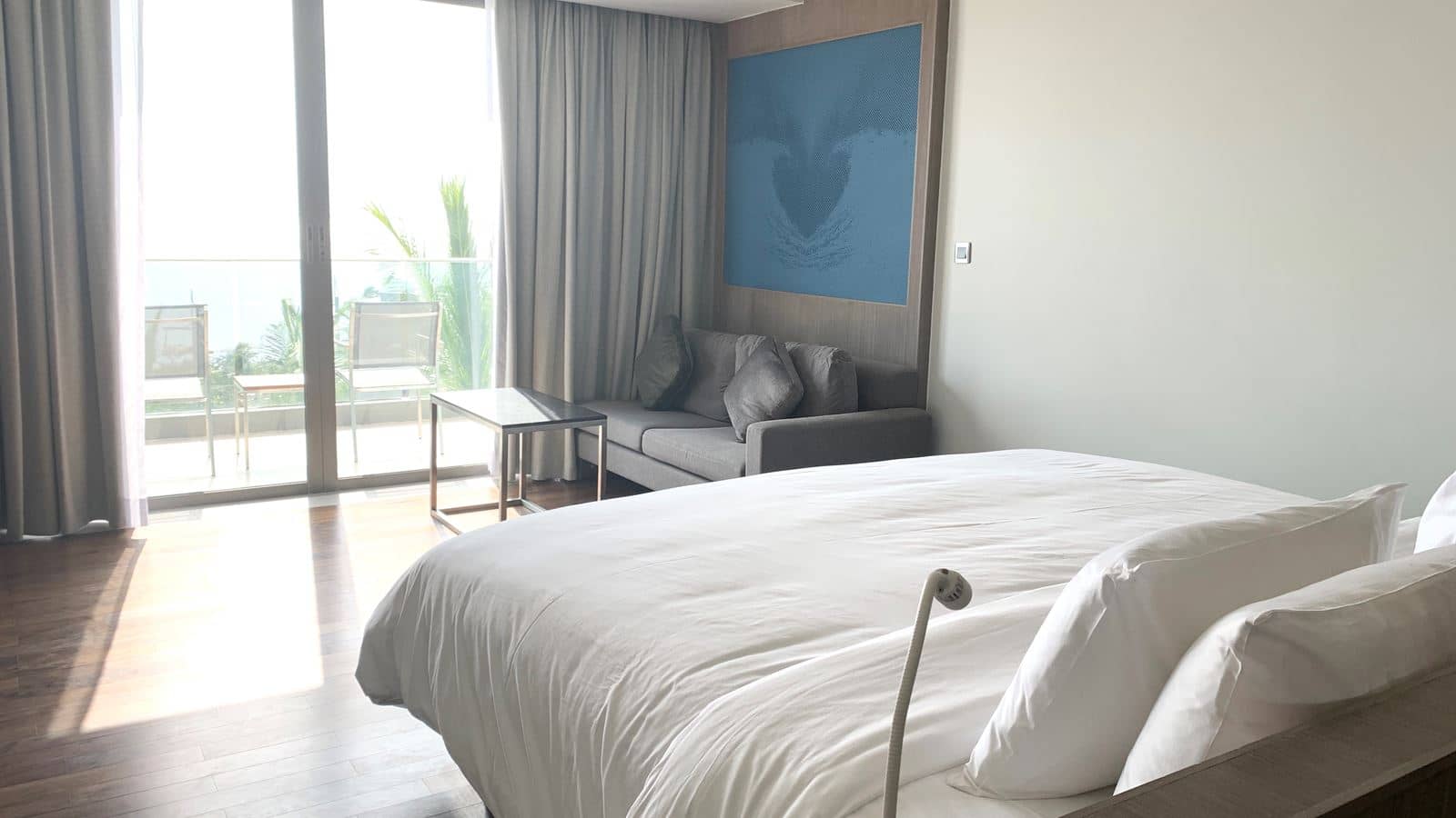 rooms-ocean-comfy