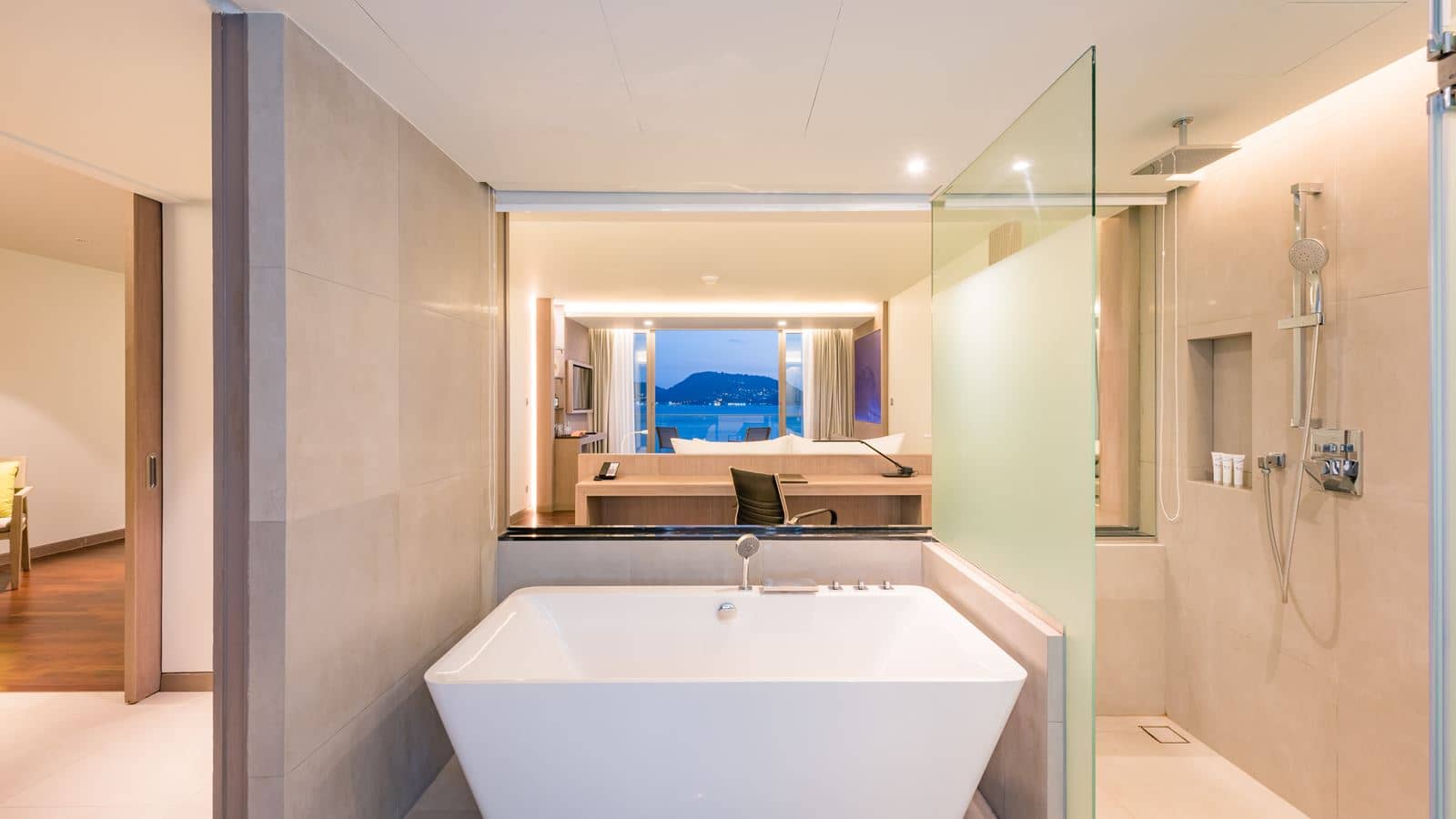 rooms-grand-ocean-suite