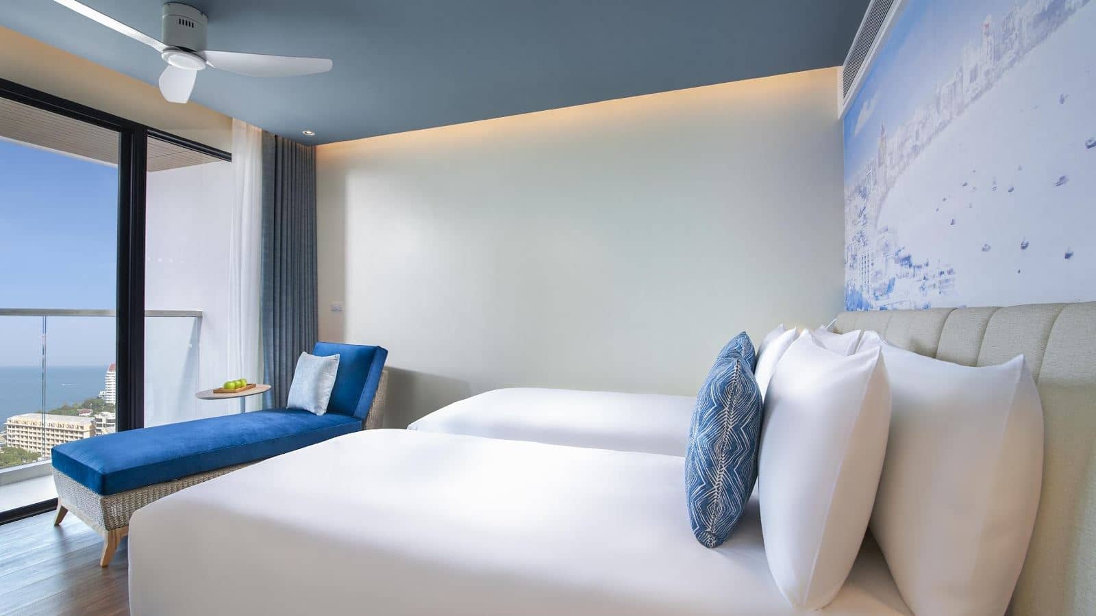 rooms-deluxe-ocean-view