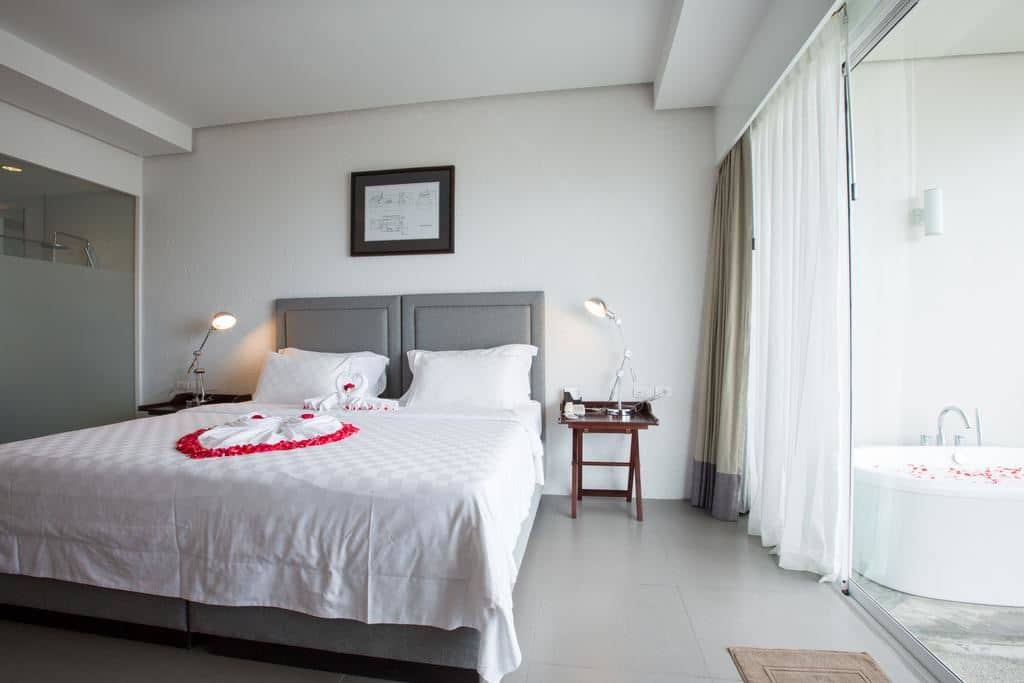 rooms-grand-jacuzzi