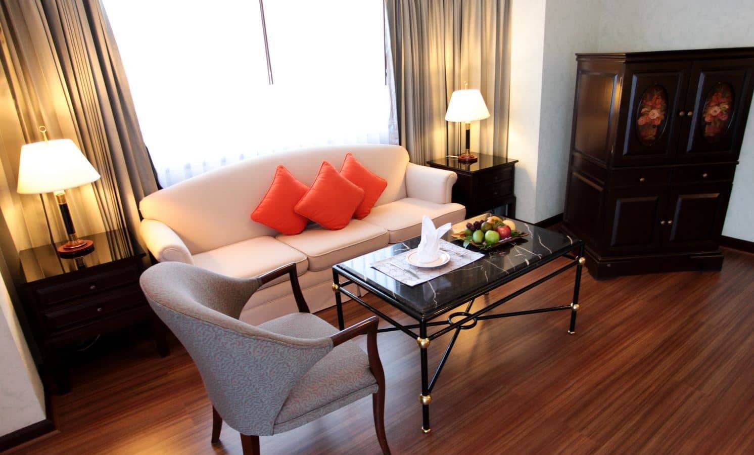 rooms-executive-room