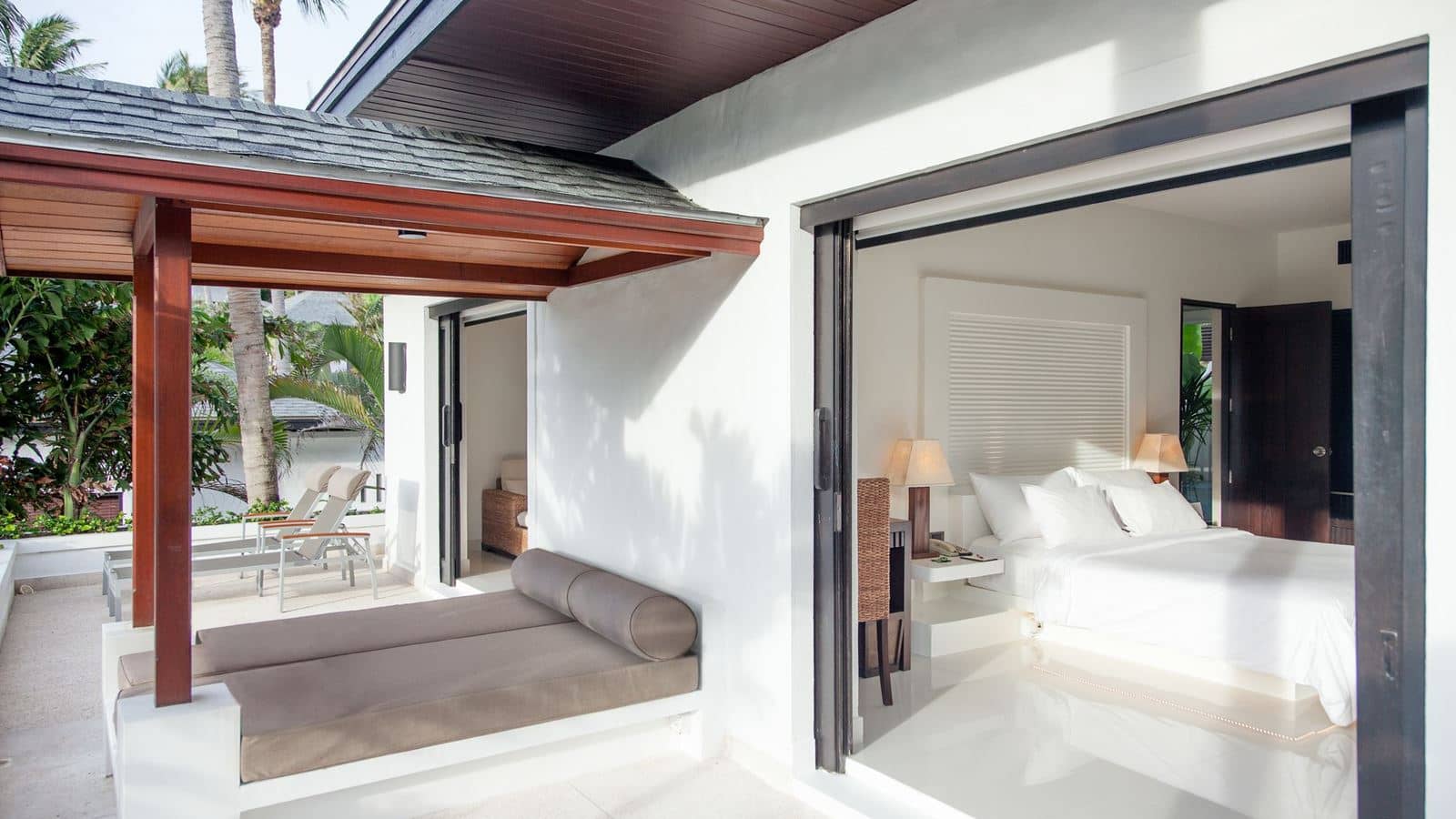 rooms-junior-pool-suite