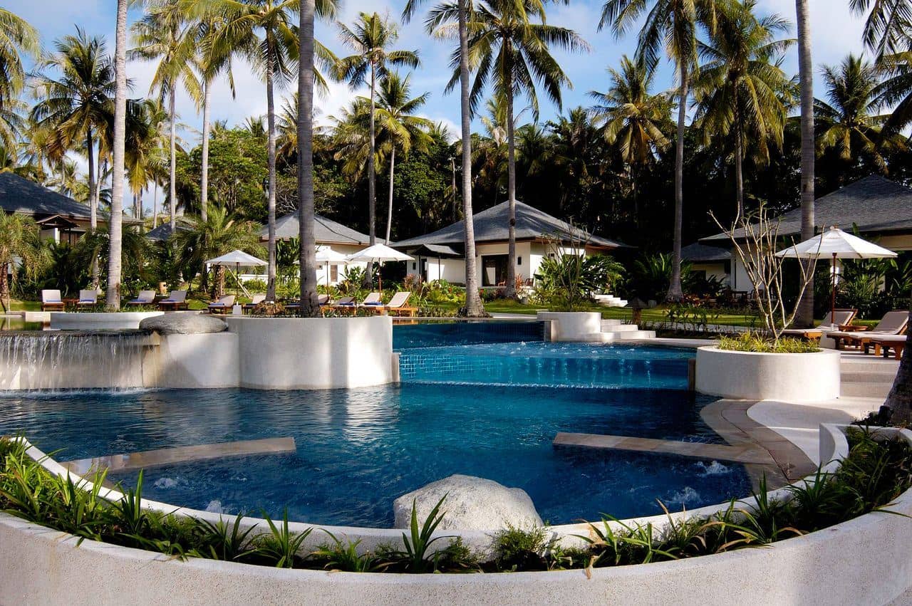 pools-outdoor-pool