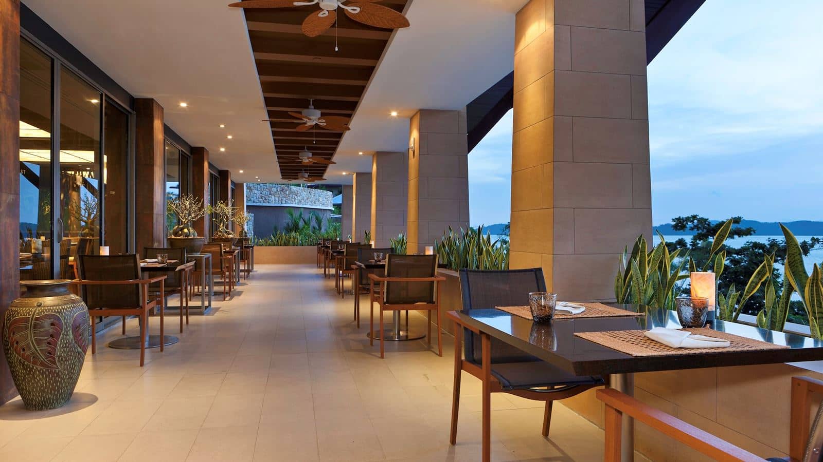 restaurants-eest