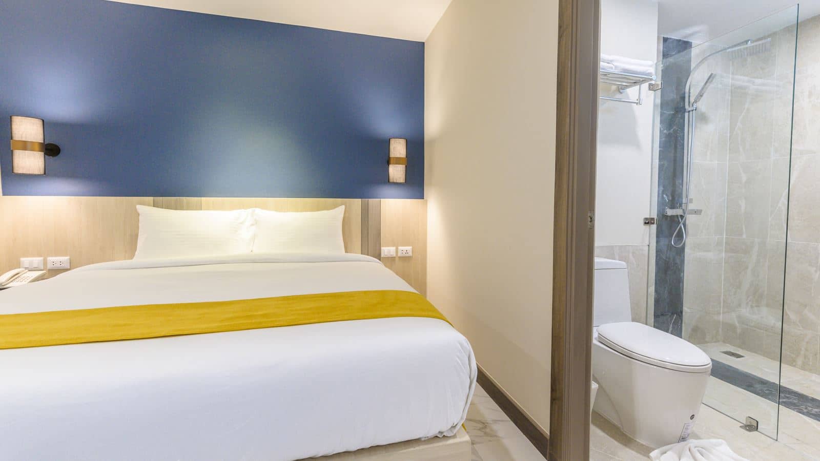 rooms-superior-room