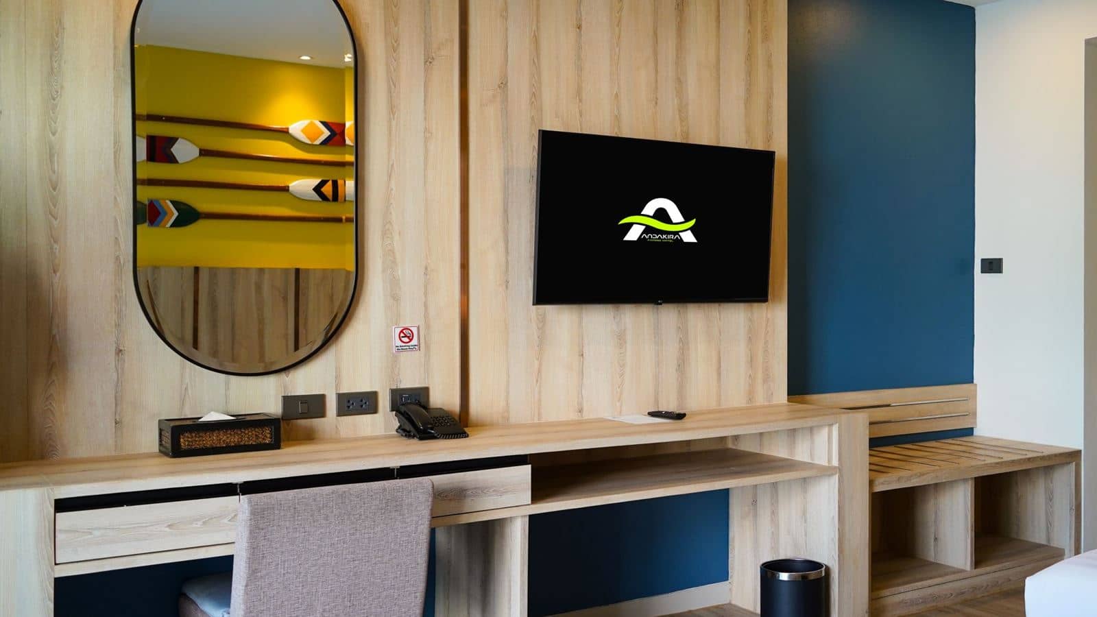 rooms-deluxe-pool-access