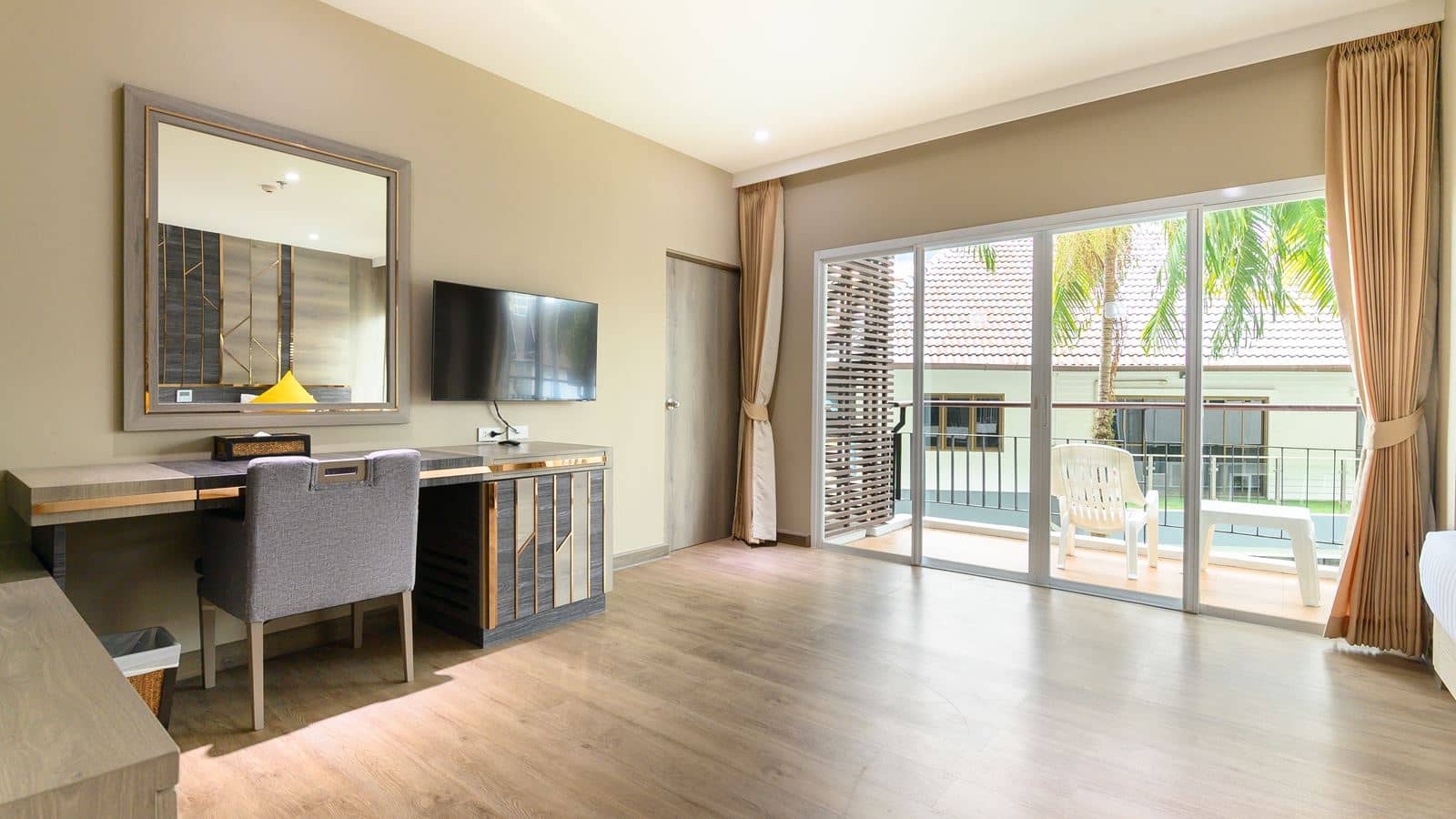 rooms-family-grand-deluxe-suite