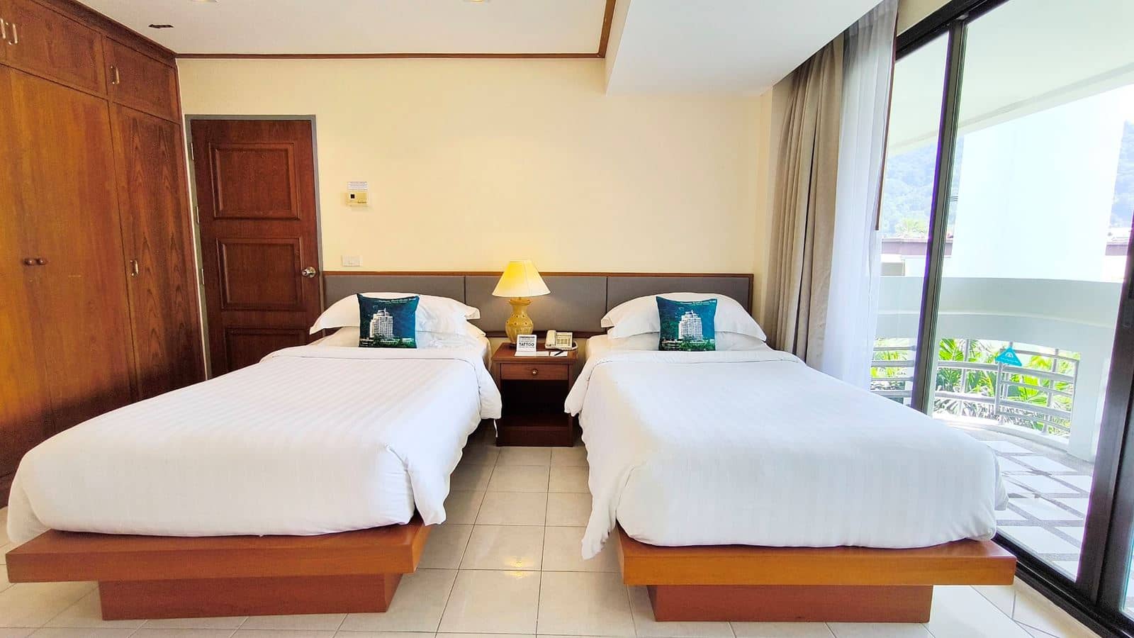 rooms-family-suites