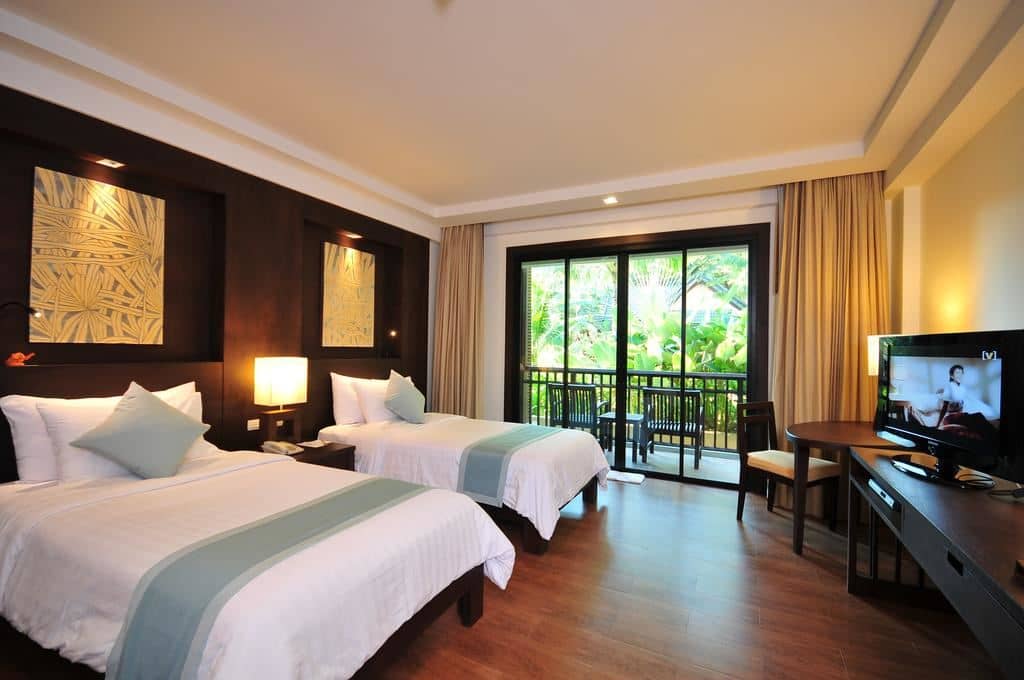 rooms-deluxe-room