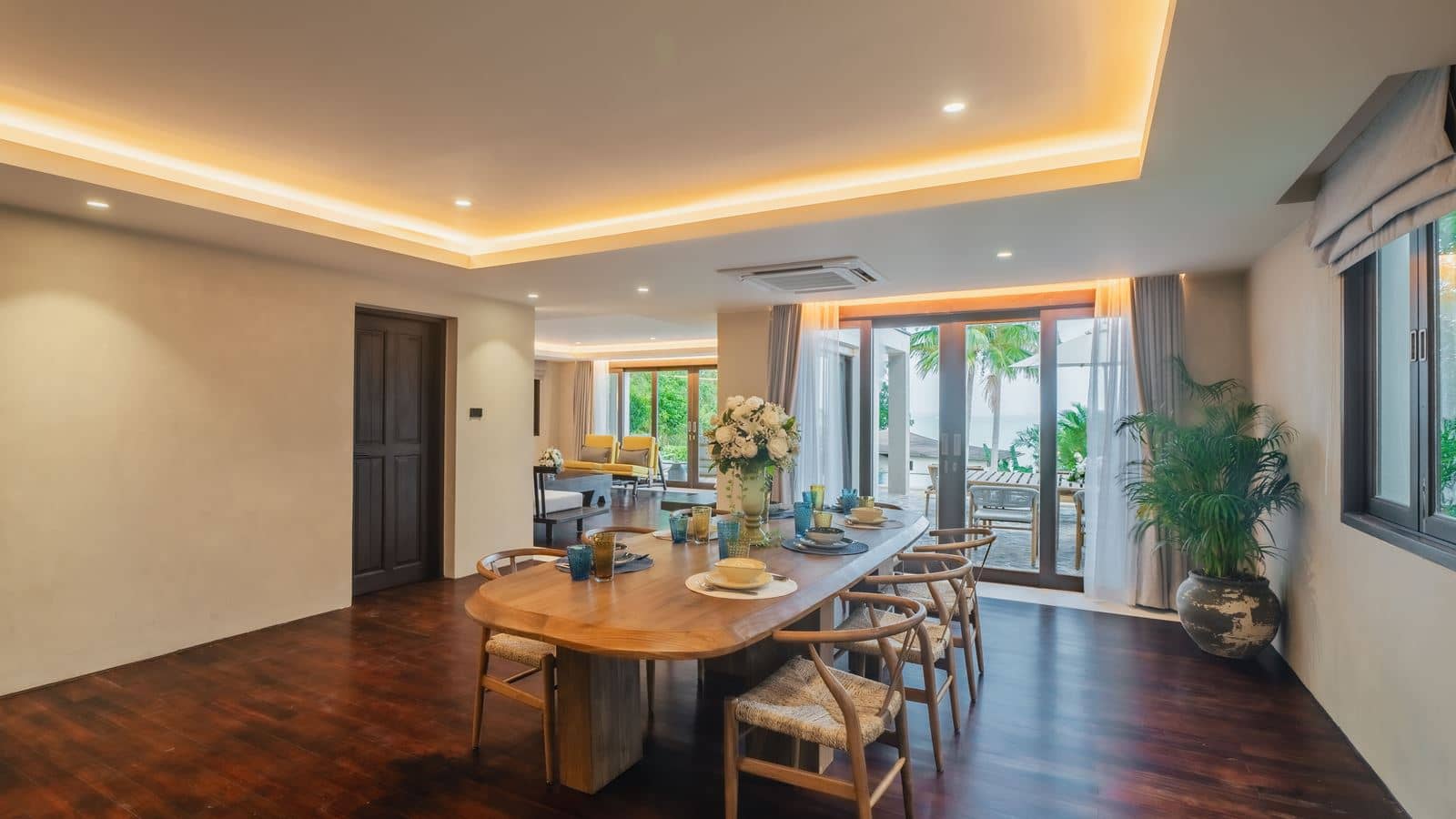 rooms-lux-3-bedroom-grand-sea-view-pool-villa