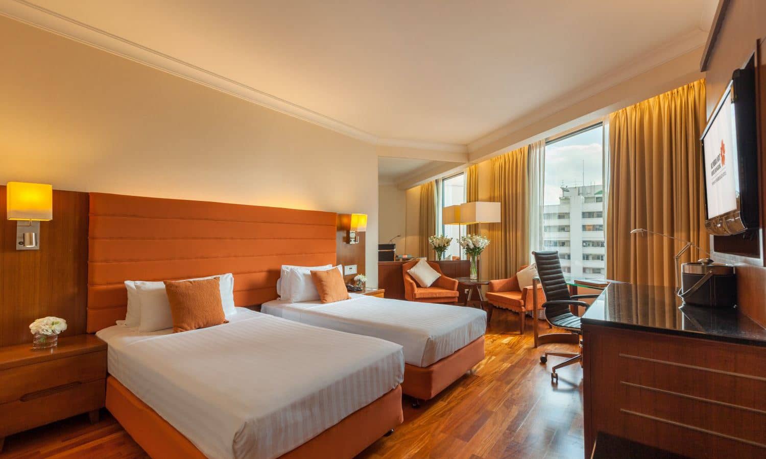 rooms-deluxe-room