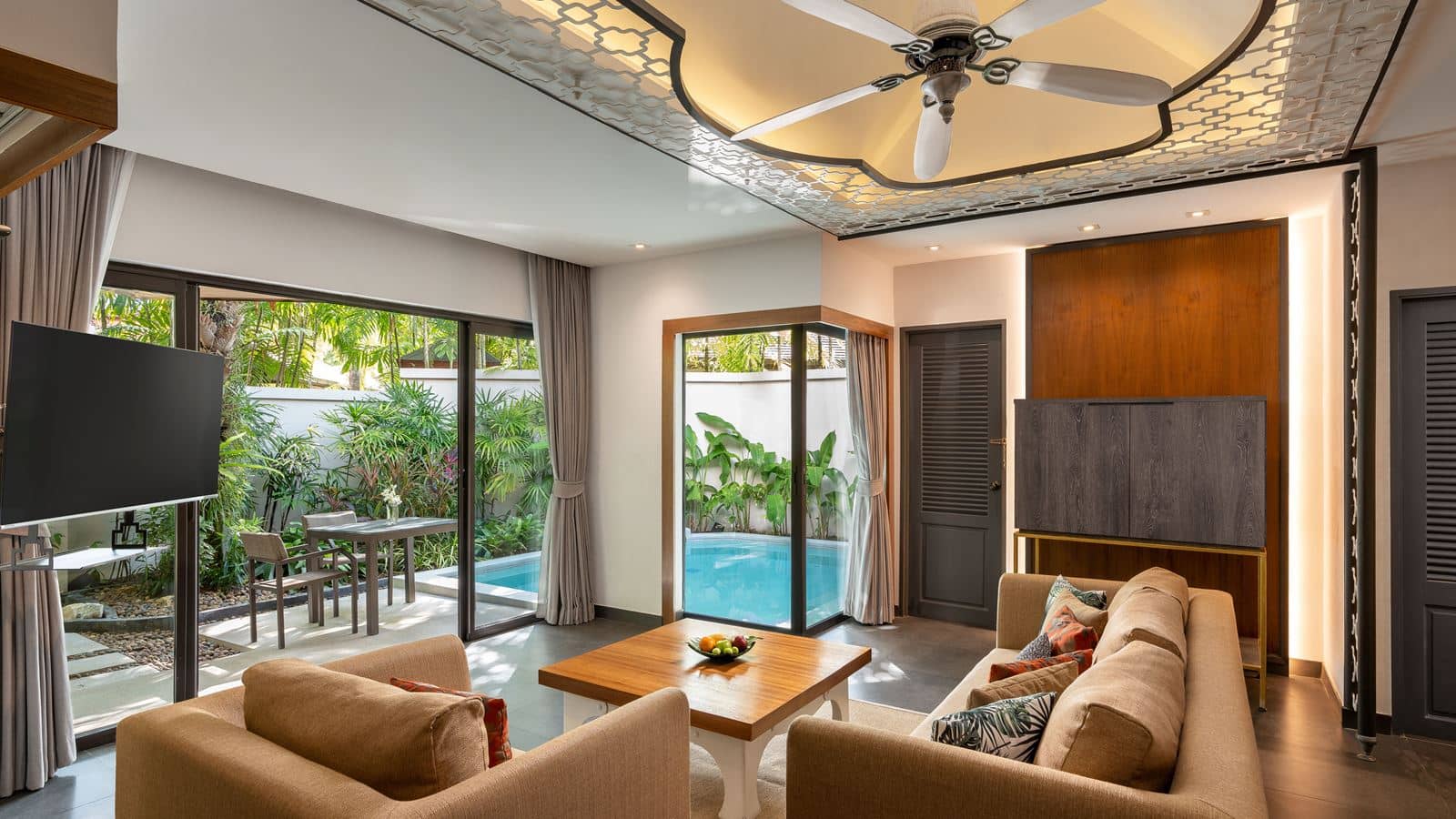 rooms-pool-villa