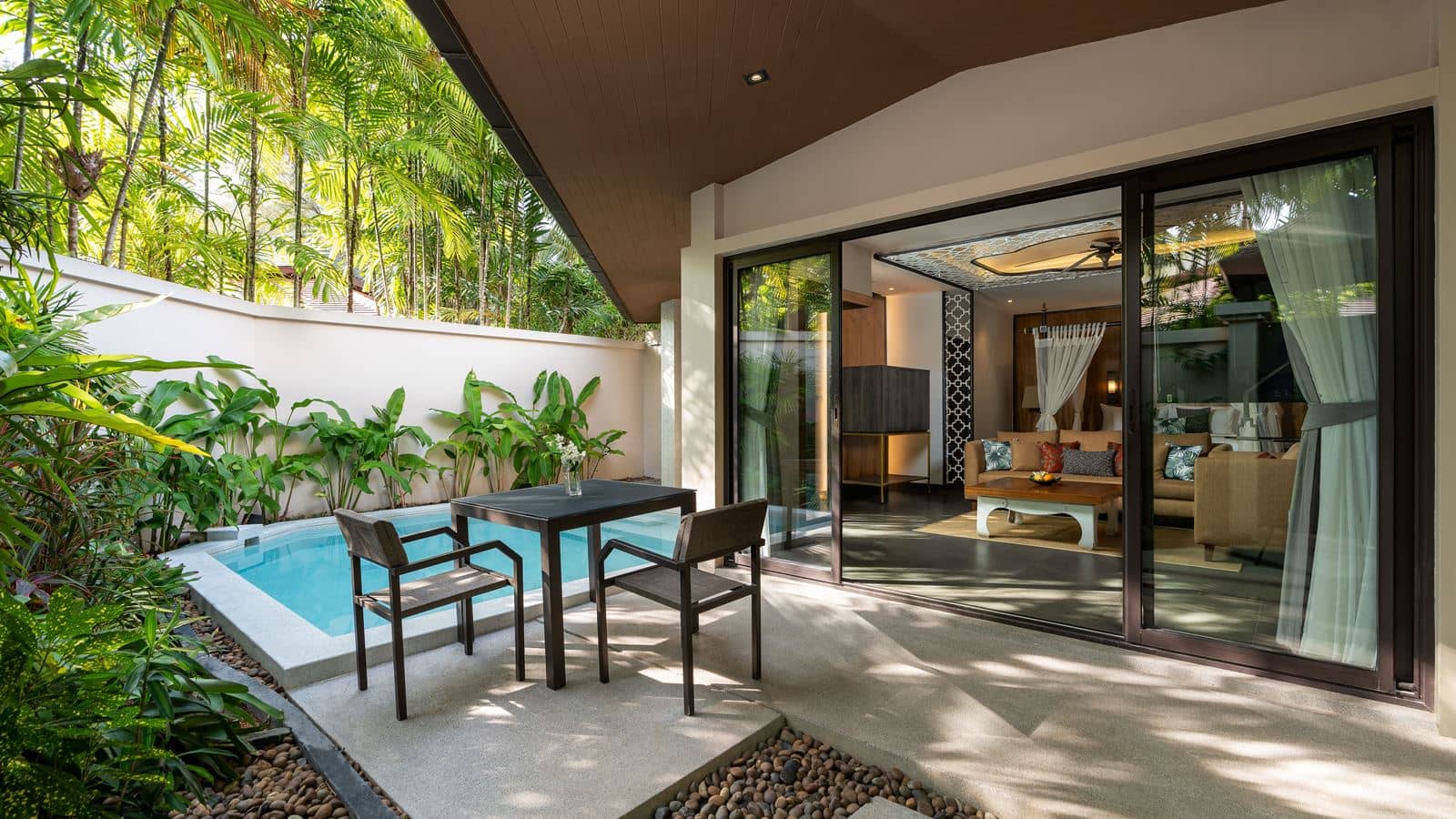 rooms-pool-villa