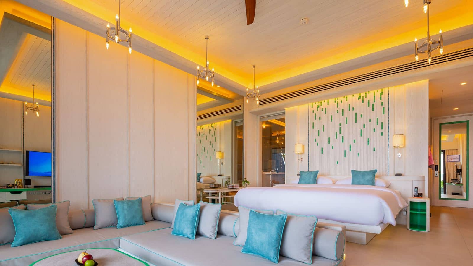 rooms-yaya-pool-suite