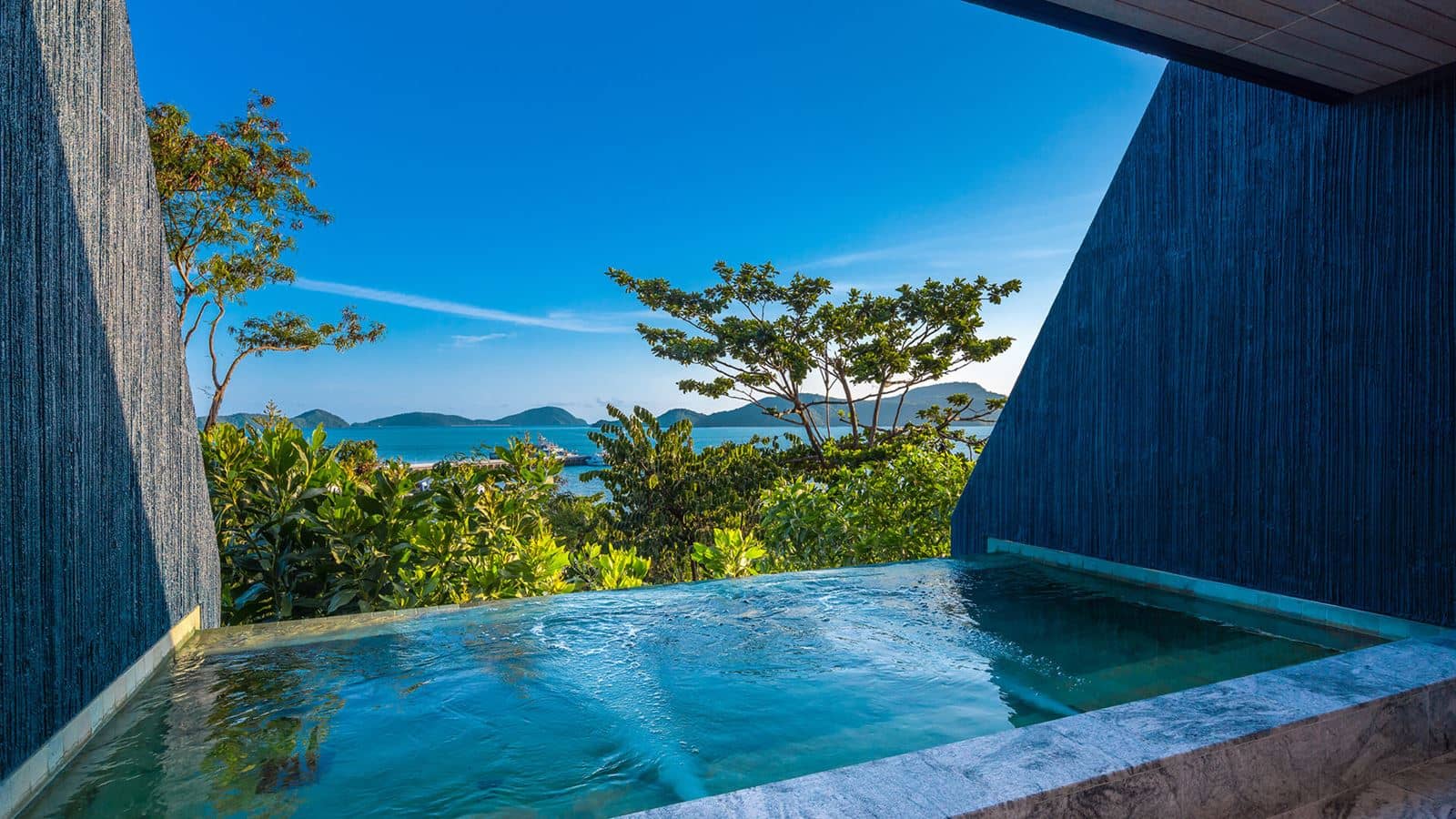 rooms-yaya-pool-suite