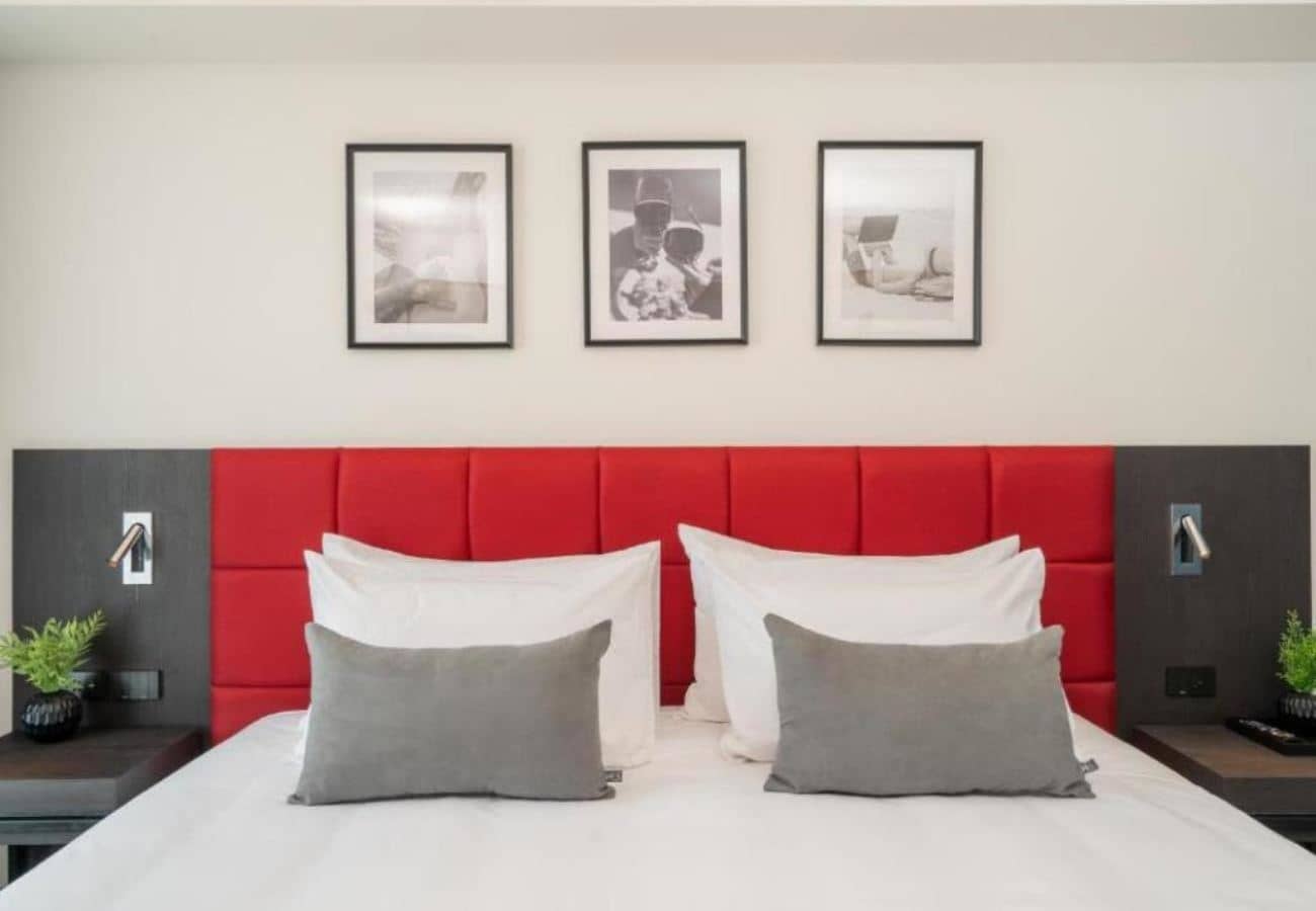 rooms-superior-room