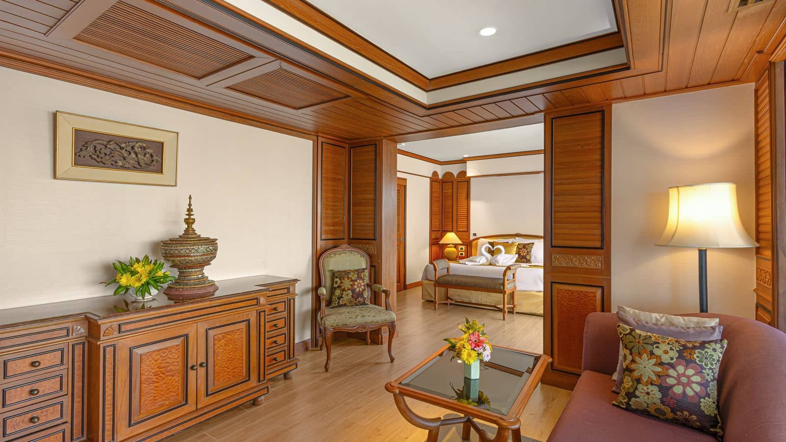 rooms-royal-suite-two-bedroom