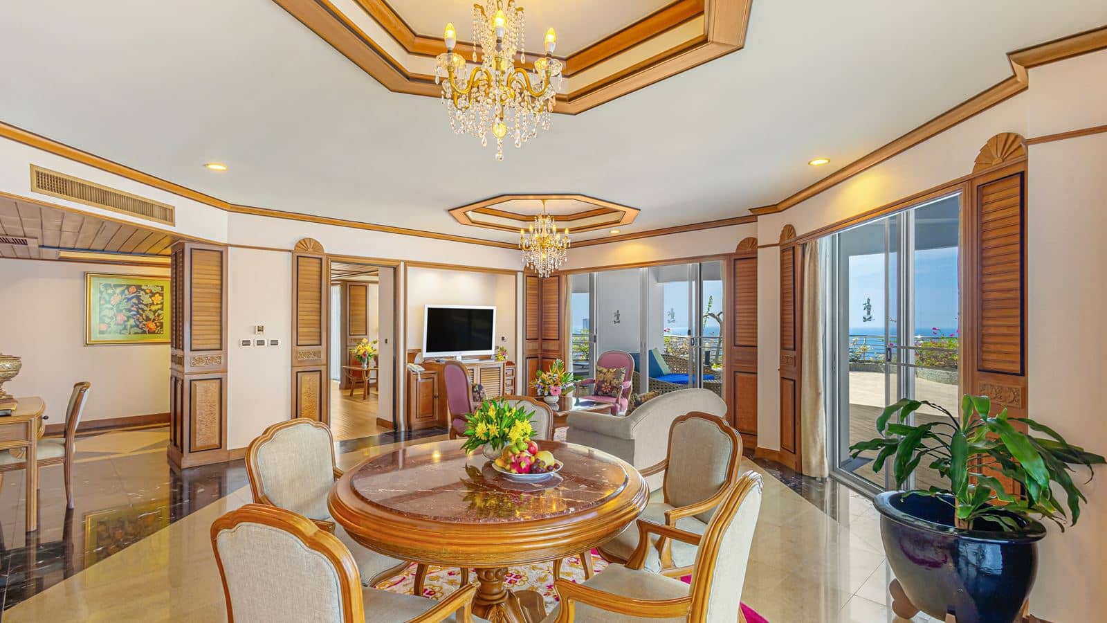 rooms-royal-suite-two-bedroom
