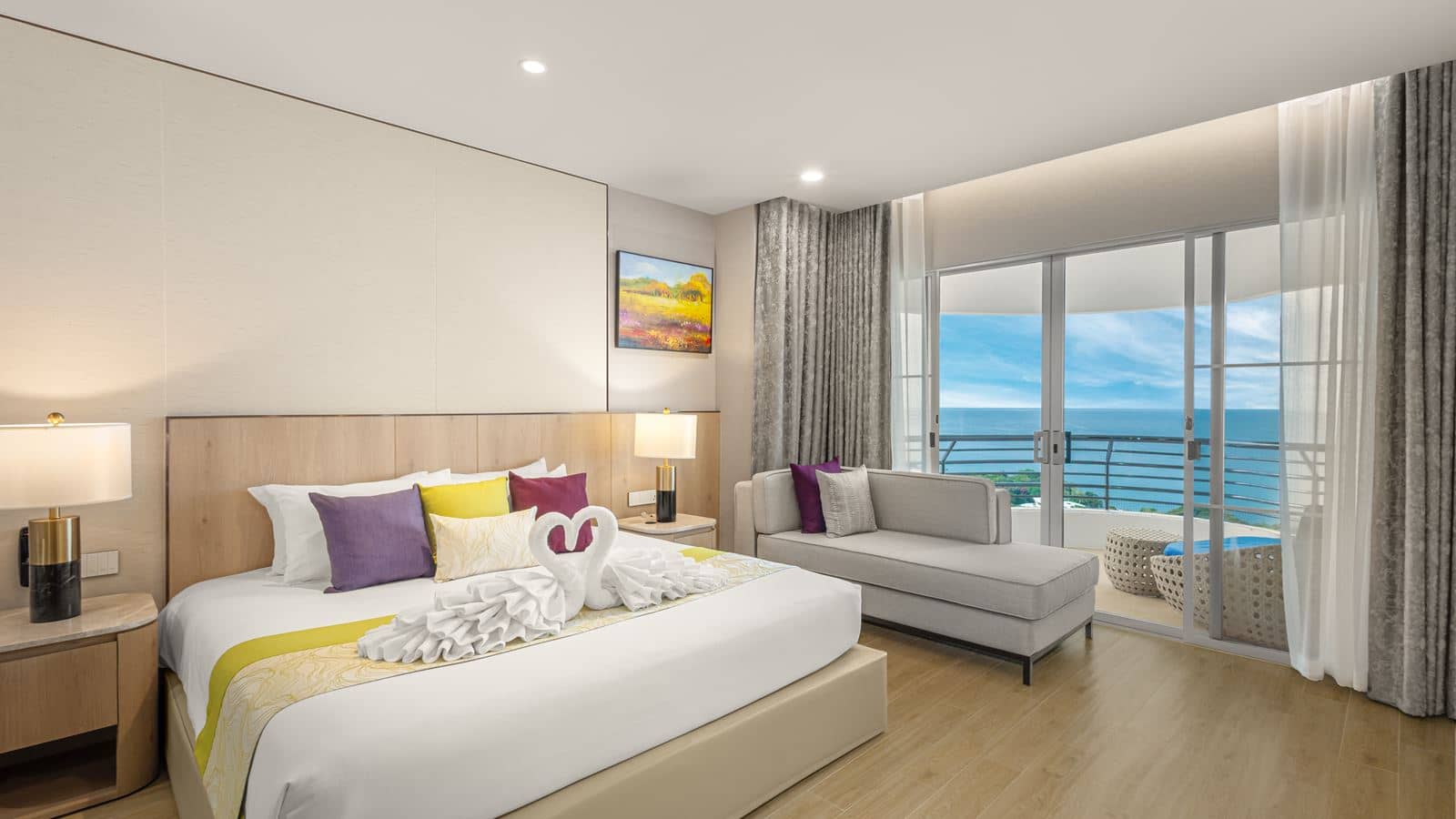 rooms-two-bedroom-modern-regency-suite