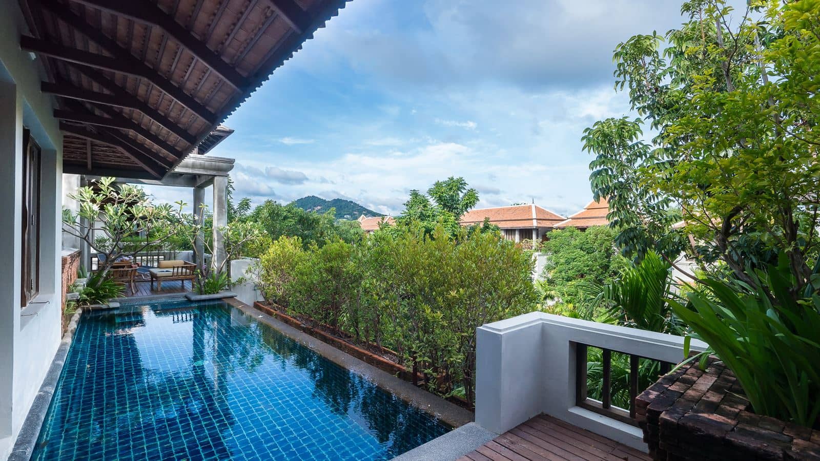 rooms-family-pool-villa-garden-view