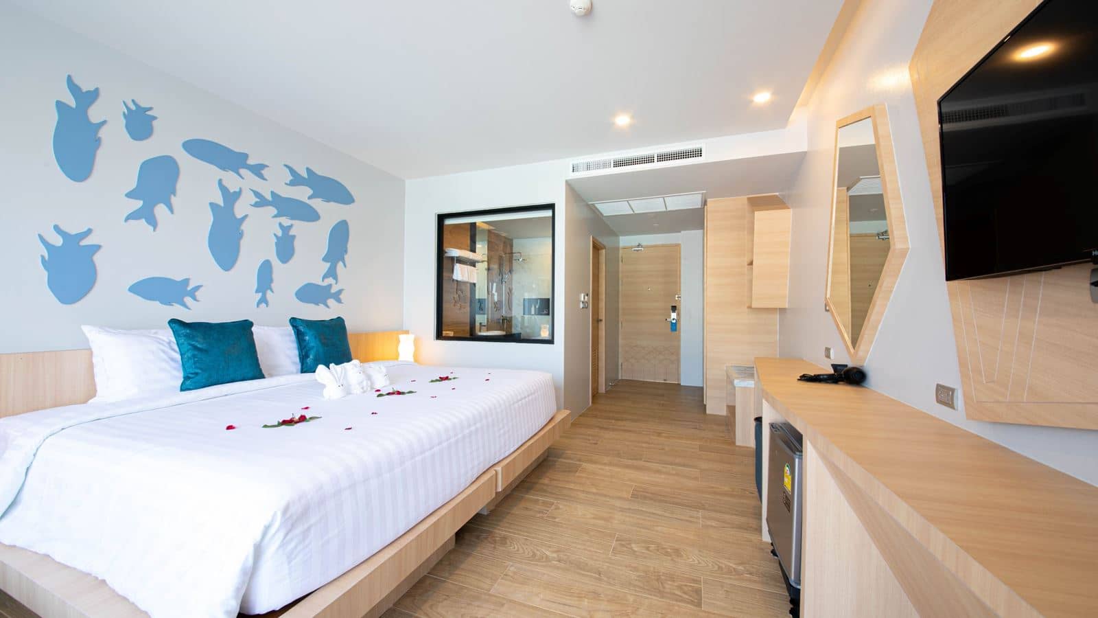 rooms-deluxe-room