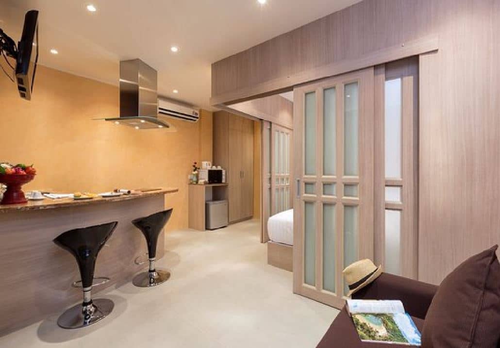 rooms-grand-deluxe-seaview-room