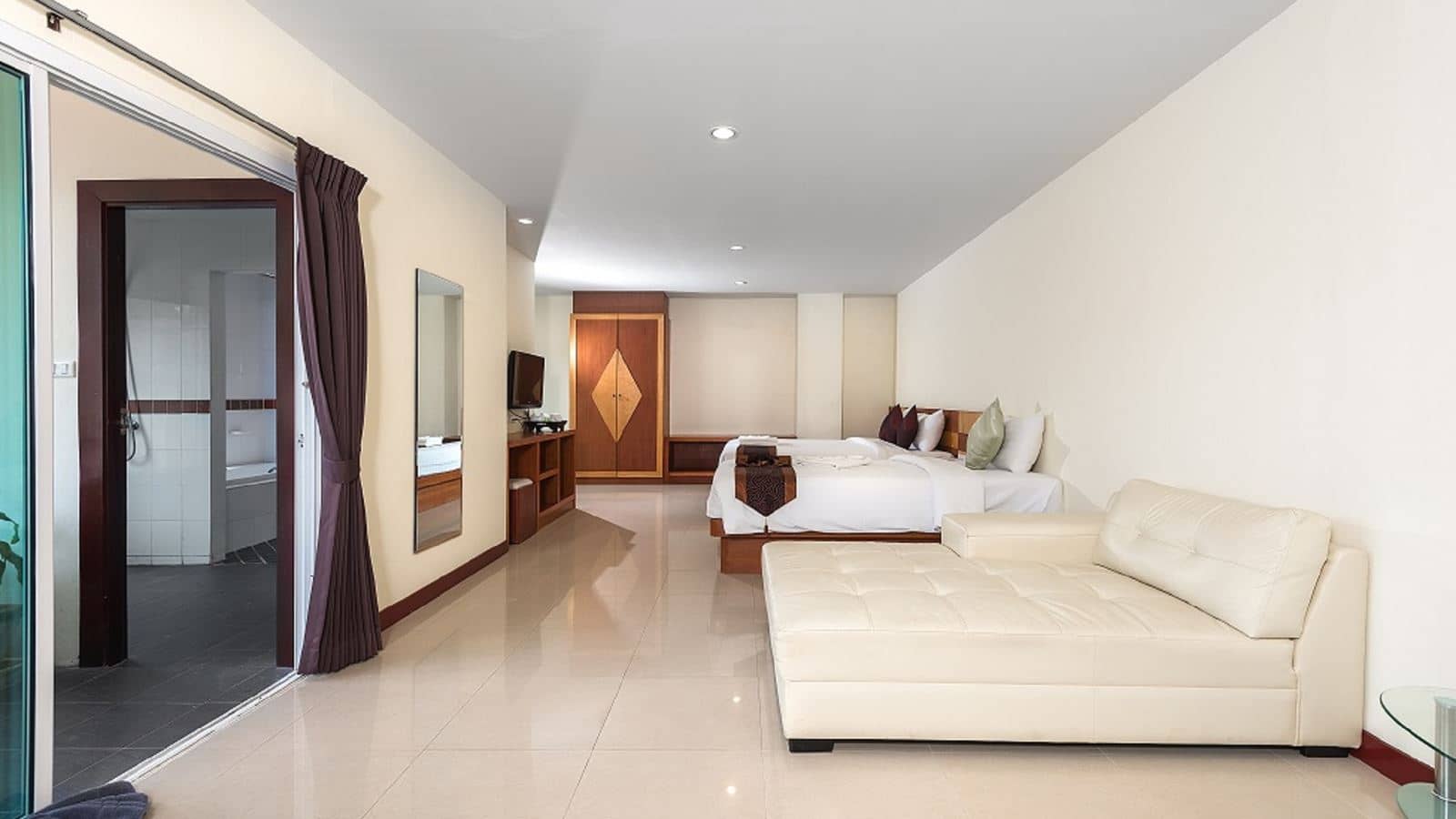 rooms-junior-suite