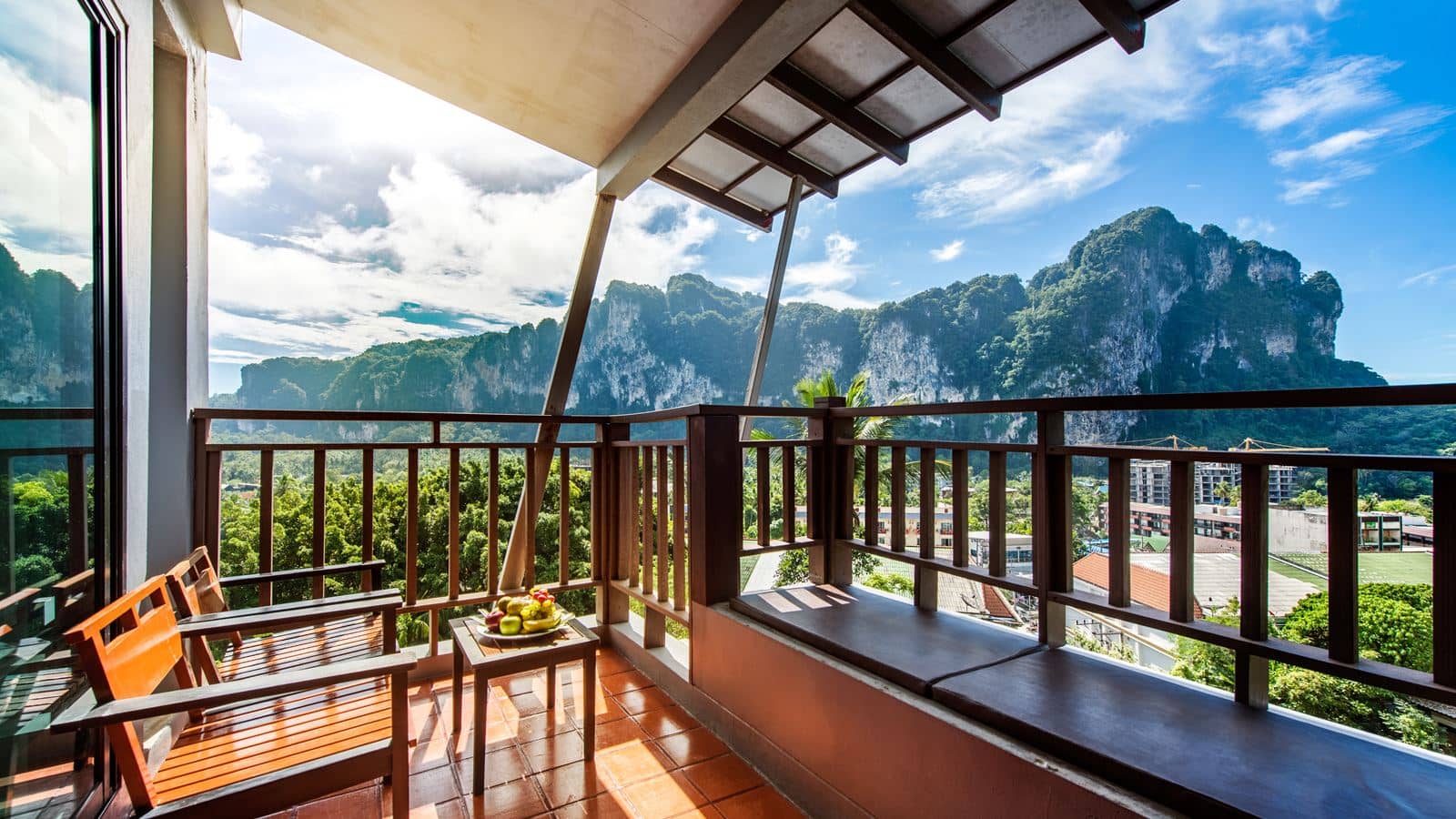 rooms-deluxe-sea-view