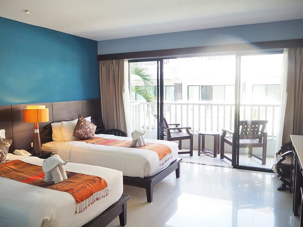 rooms-superior-room