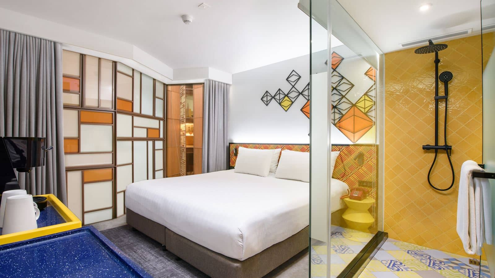 rooms-superior-room