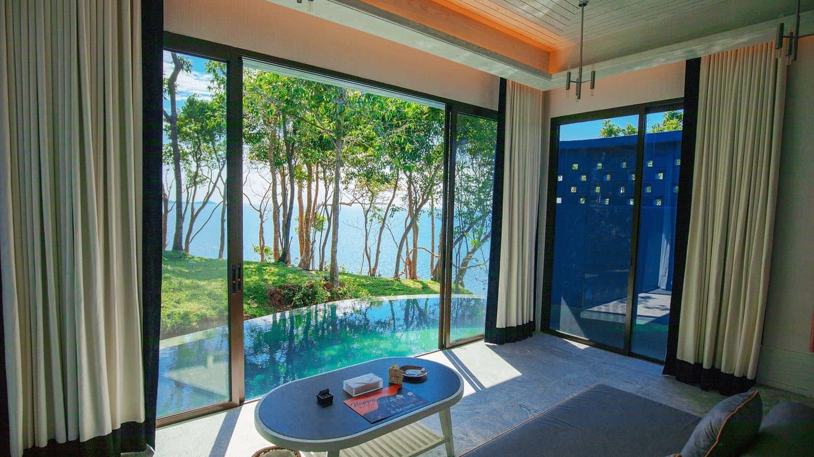 rooms-4br-luxury-residence-pool-villa-ocean-view