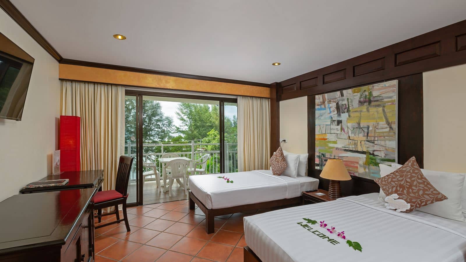 rooms-family-room