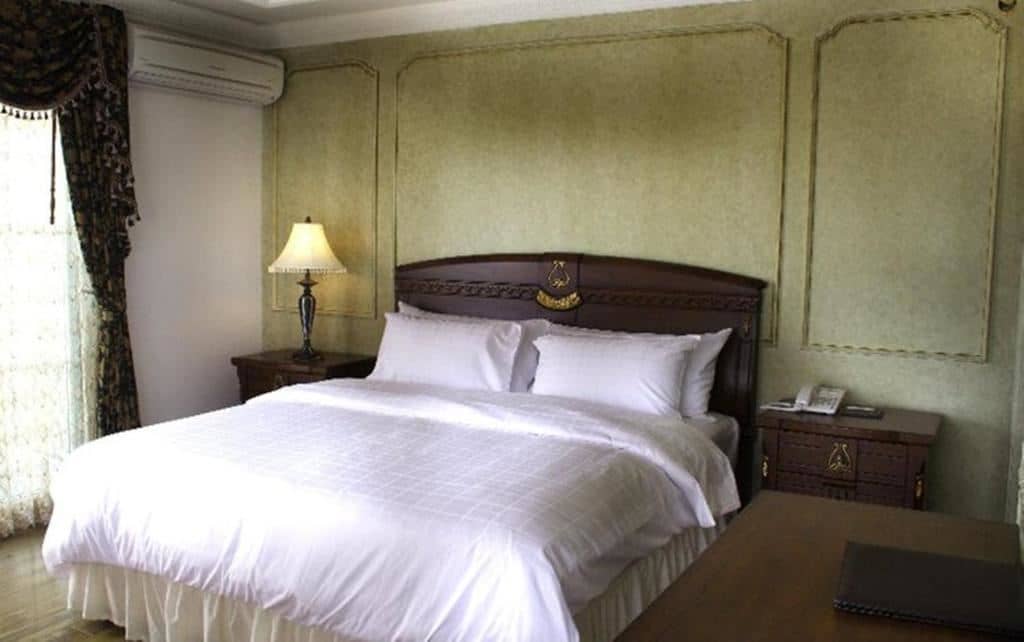 rooms-junior-suite-60-sqm-2-paxs