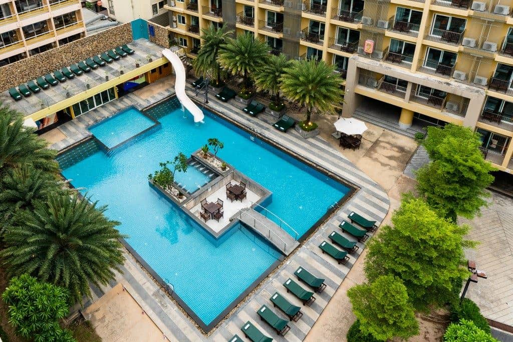 pools-indoor-pool