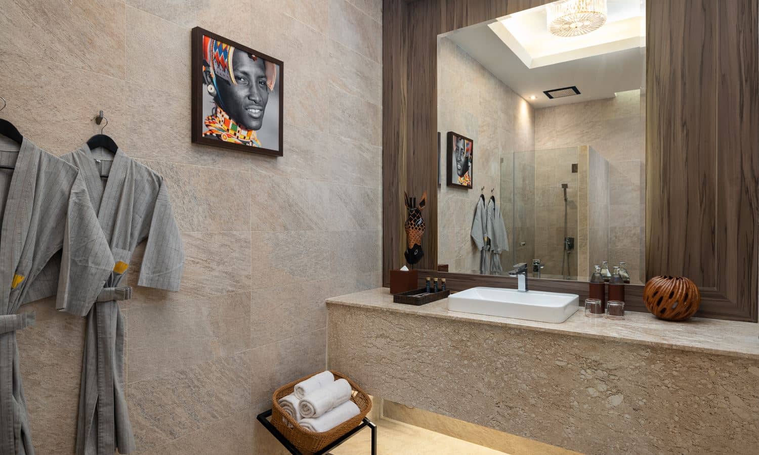 rooms-topaz-jacuzzi