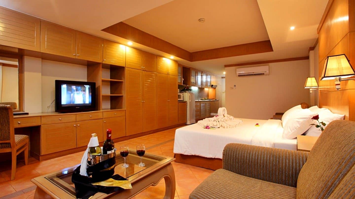 rooms-family-room