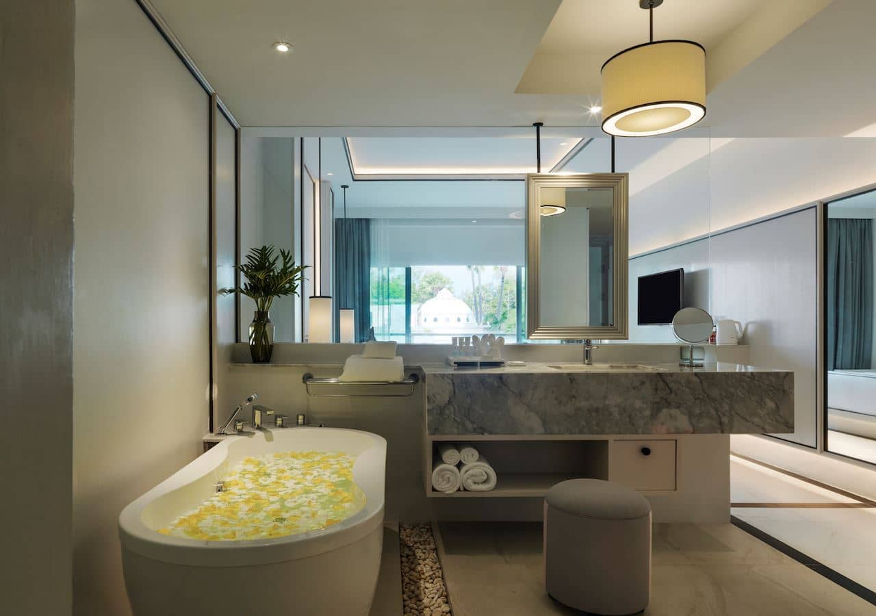 rooms-superior-pool-view