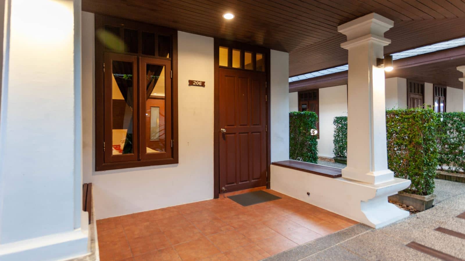 rooms-deluxe-villa