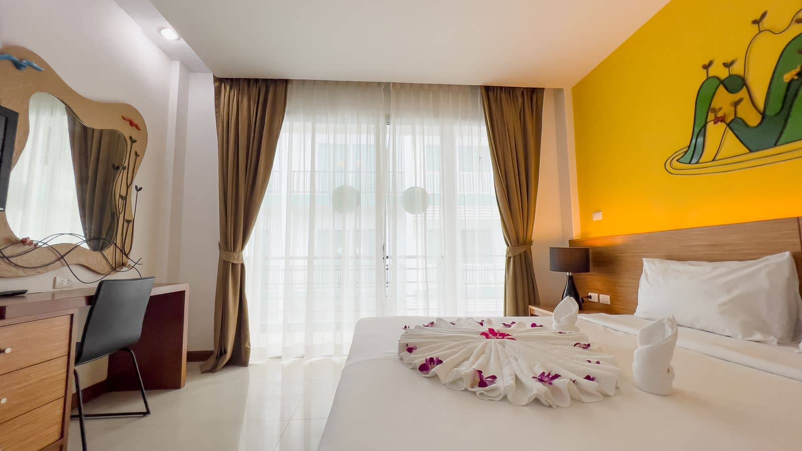 rooms-suiperior-room