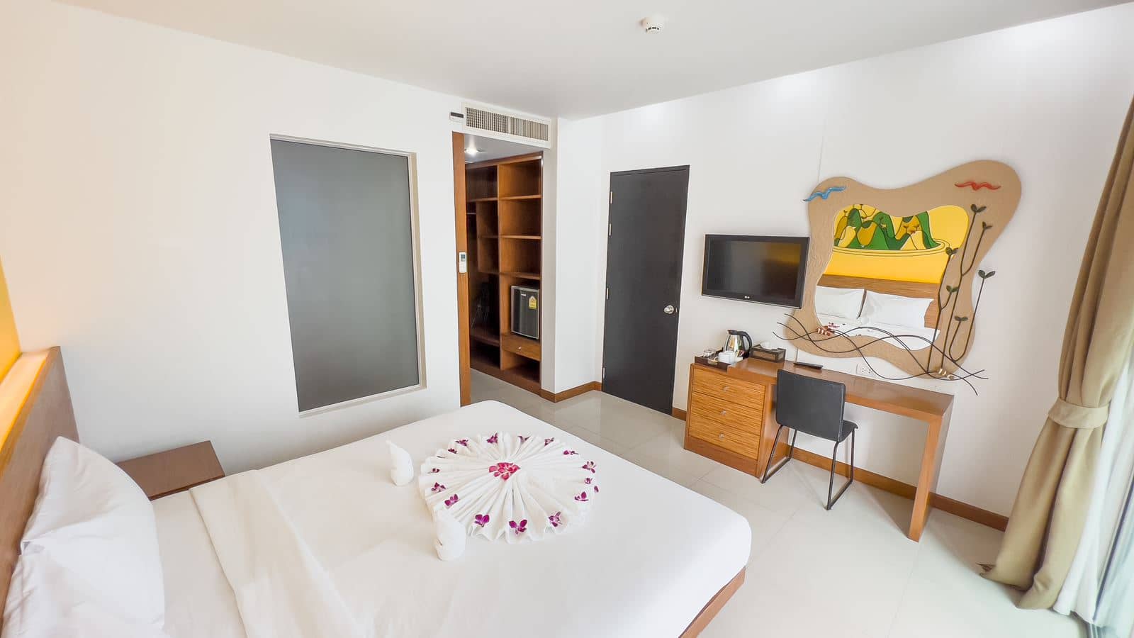 rooms-suiperior-room