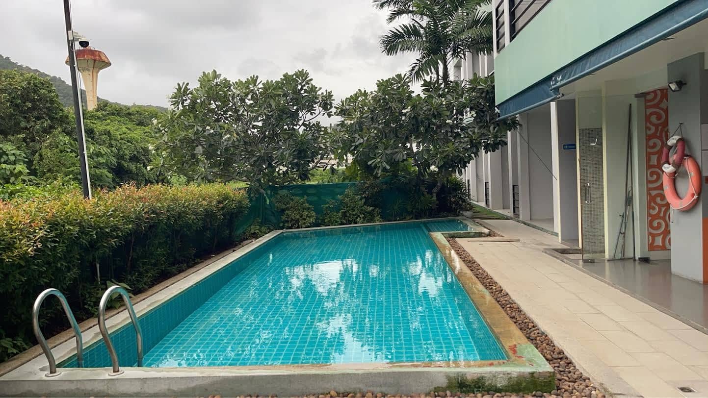 pools-outdoor-pool