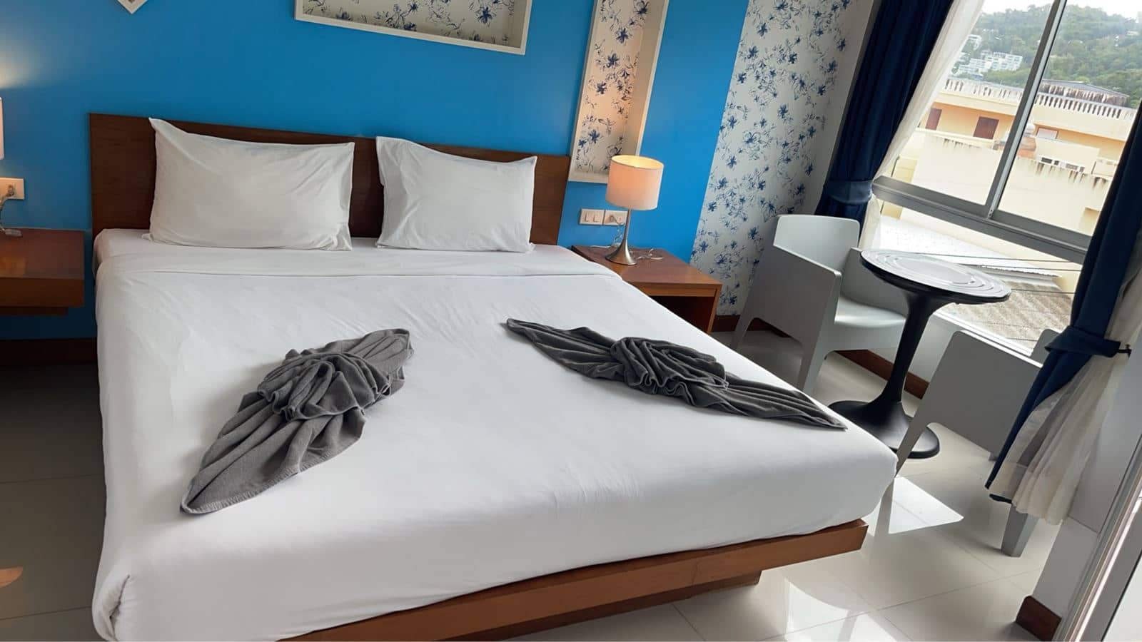 rooms-standard-room