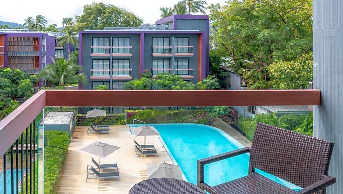 rooms-standard-pool-view
