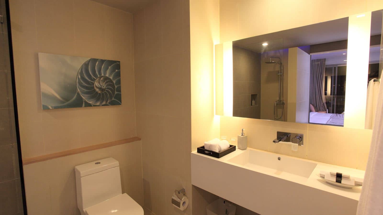 rooms-deluxe-sea-view
