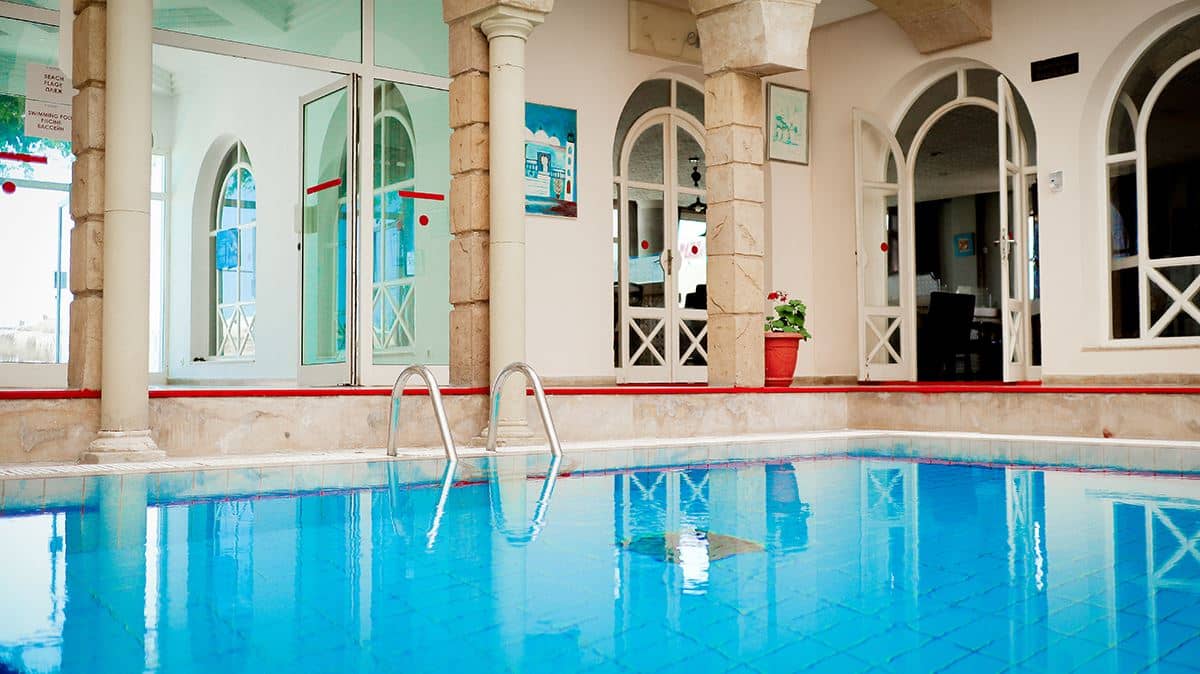 pools-indoor-pool