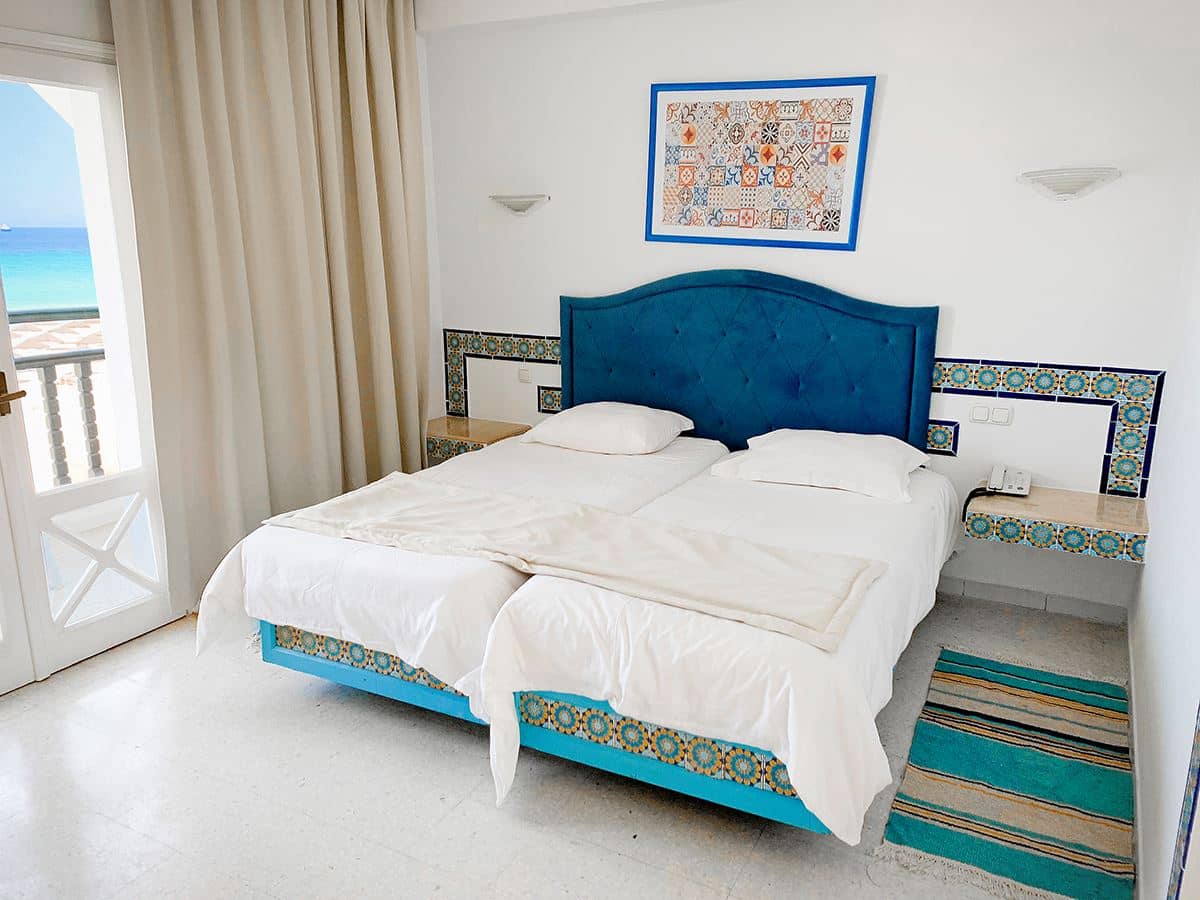 rooms-standard-room